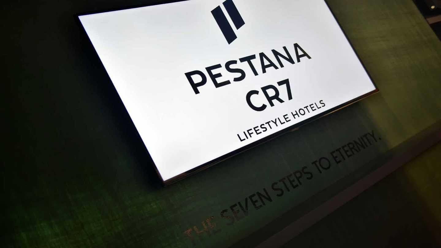 ホテル ペスターナ Cr7 リスボン エクステリア 写真
